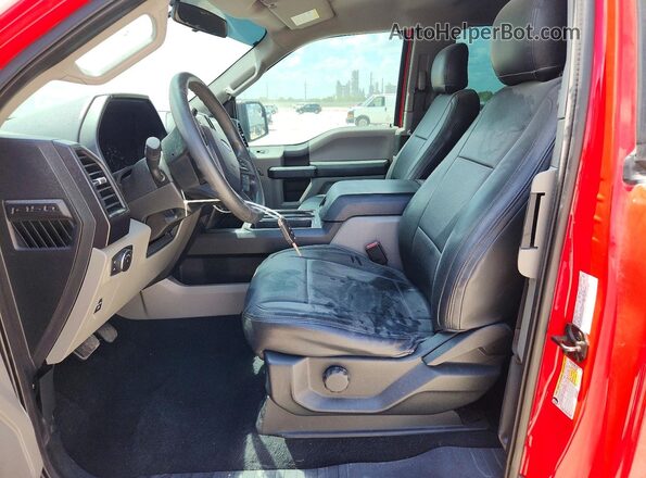 1FTEX1CP3HKD35267 2017 FORD F150 Red Front interior view
