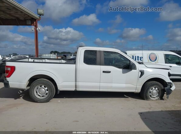 1FTEX1CP3NKD58026 2022 FORD F150 White უკანა სალონის ხედი