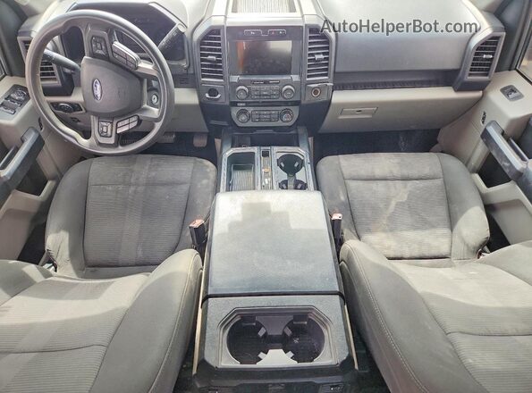 1FTEX1CP4JKC62979 2018 FORD F150 White Dashboard view
