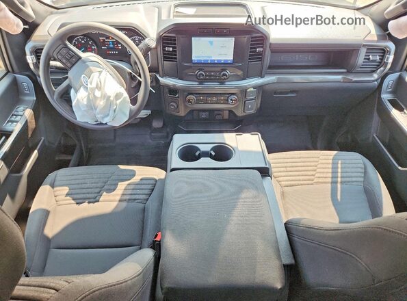 1FTEX1CP4PKD51234 2023 FORD F150 Silver Առջևի վահանակի տեսք