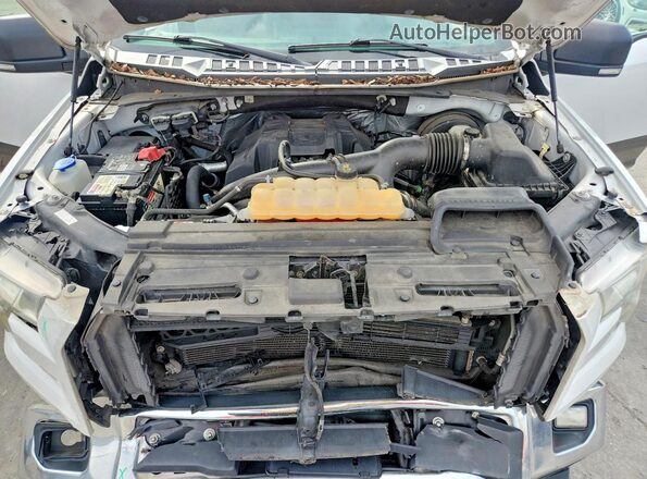 1FTEX1CP5HFA71395 2017 FORD F150 White Вид задньої частини салону