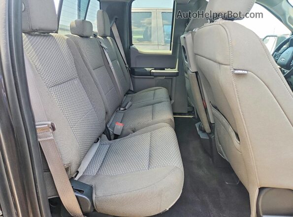 1FTEX1CP5JFA05905 2018 FORD F150 Gray Вид задніх сидінь