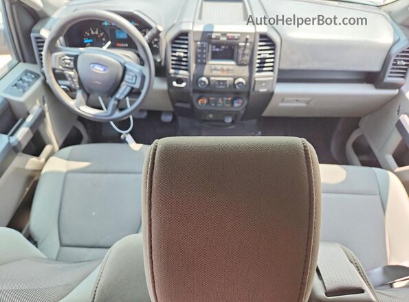 1FTEX1CP5LKF12345 2020 FORD F150 Red Вид панелі приладів