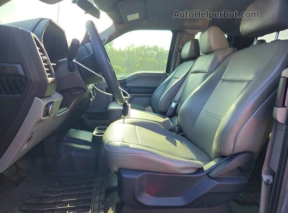 1FTEX1CP6JFB20089 2018 FORD F150 Gray Front interior view