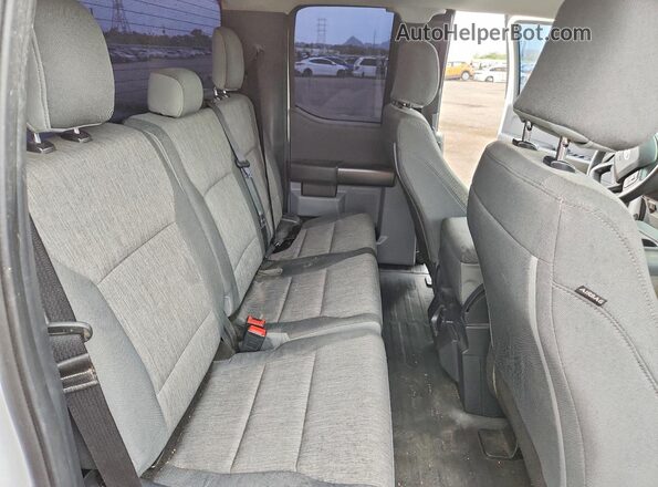 1FTEX1CP6NKE47444 2022 FORD F150 Белый Вид задних сидений