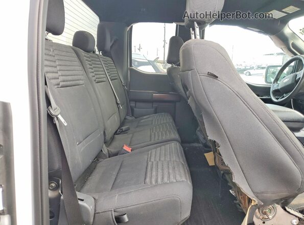 1FTEX1CP6PKD00401 2023 FORD F150 White Սալոնի հետևի տեսք