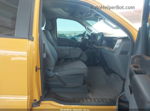 1FTEX1CP6PKE68300 2023 FORD F150 Желтый Вид салона спереди