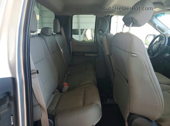 1FTEX1CP8GFC46155 2016 FORD F150 Серебряный Вид задних сидений