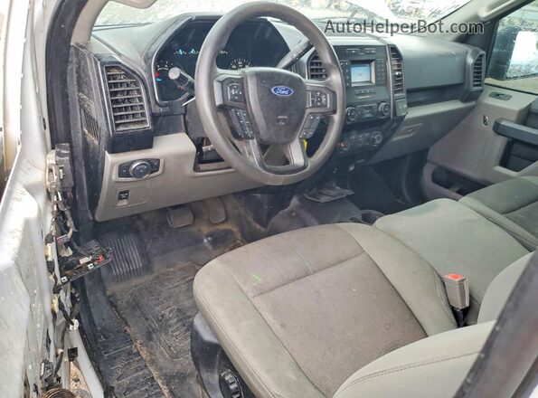 1FTEX1E51JKC56553 2018 FORD F150 Белый Вид панели приборов