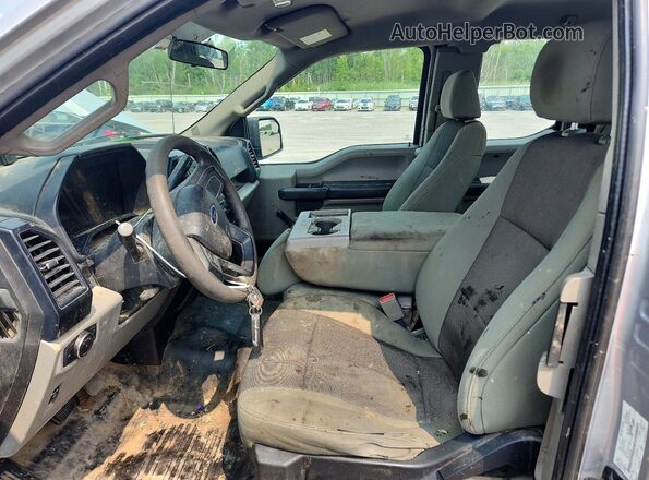 1FTEX1E88GFB85833 2016 FORD F150 Silver Вид салону спереду