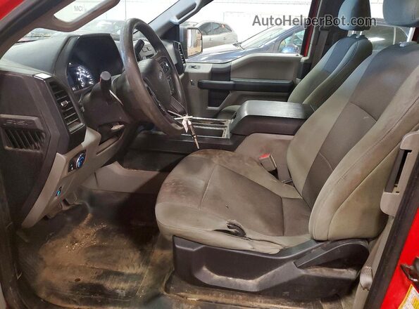 1FTEX1EB8JFB43438 2018 FORD F150 Red Вид салону спереду