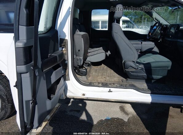 1FTEX1EB8PKD33935 2023 FORD F150 White VIN კოდის სტიკერის ხედი