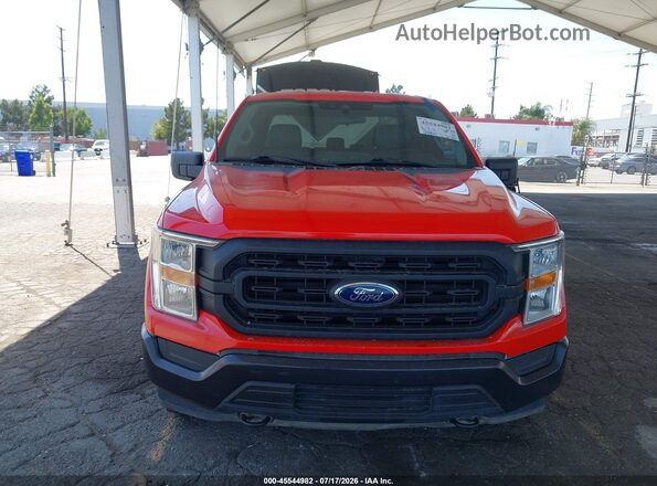 1FTEX1EB9MKE71348 2021 FORD F150 Красный Вид задней части салона