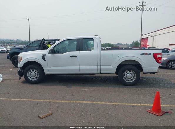 1FTEX1EB9NKE65230 2022 FORD F150 White 360 interior view