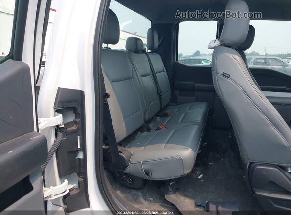 1FTEX1EB9NKE65230 2022 FORD F150 White VIN sticker view