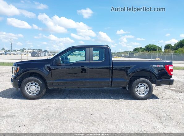 1FTEX1EB9PKF80624 2023 FORD F150 Black Widok wnętrza 360 stopni