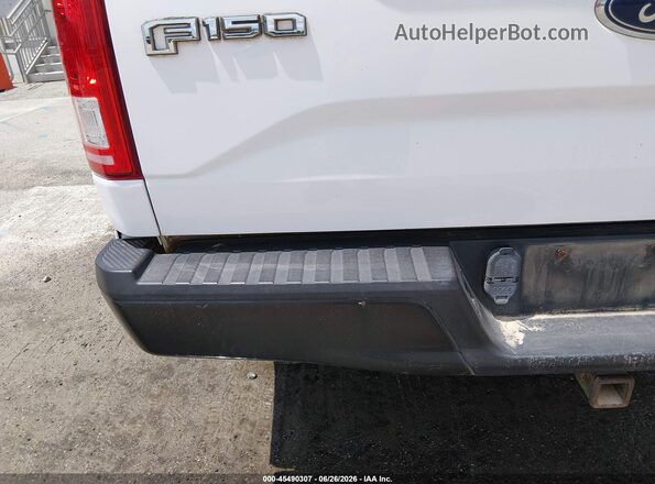 1FTEX1EF2GKD90733 2016 FORD F150 White Widok wnętrza 360 stopni