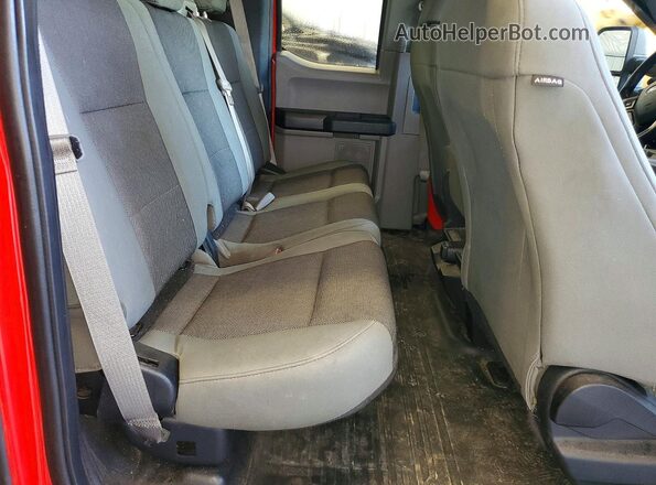 1FTEX1EP0GKF77669 2016 FORD F150 Red Widok tylnych siedzeń