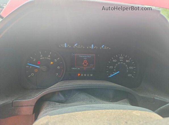 1FTEX1EP0JKG02674 2018 FORD F150 Red Вид щитка приладів