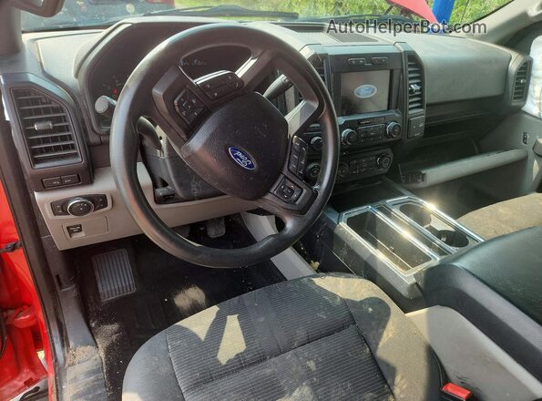 1FTEX1EP0JKG02674 2018 FORD F150 Red Вид панелі приладів