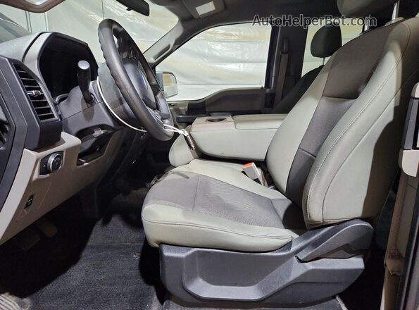 1FTEX1EP1JFB33653 2018 FORD F150 Gray Vista interior delantera