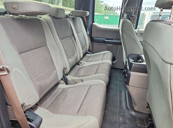 1FTEX1EP3HFA63485 2017 FORD F150 Black Vista de los asientos traseros
