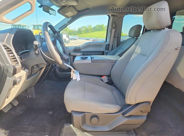 1FTEX1EP4JFB97492 2018 FORD F150 White Սալոնի դիմացի տեսք