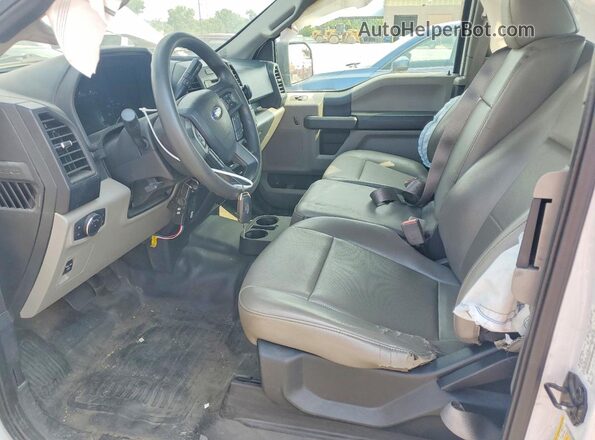 1FTEX1EP4KKD89388 2019 FORD F150 Белый Вид салона спереди