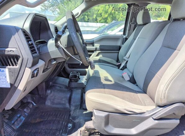 1FTEX1EP6GFA84040 2016 FORD F150 Gray Front interior view