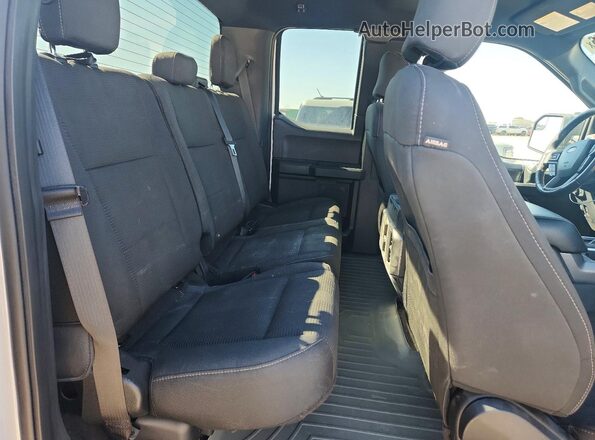 1FTEX1EP6GKF04578 2016 FORD F150 White უკანა სავარძლების ხედი