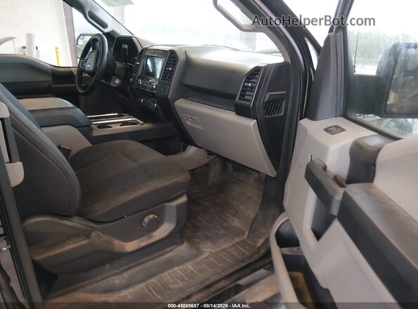 1FTEX1EP7HFC13114 2017 FORD F150 Black Widok wnętrza z przodu