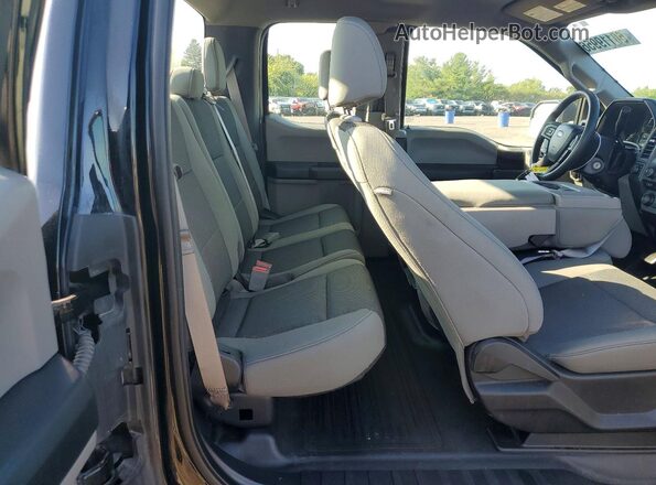 1FTEX1EP7JFB07865 2018 FORD F150 Black Հետևի նստատեղերի տեսք