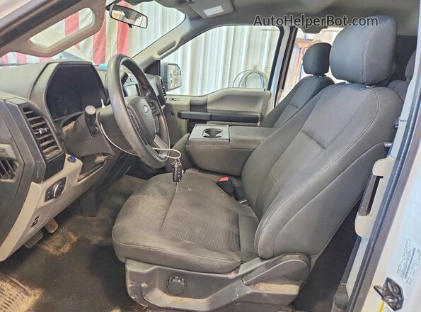 1FTEX1EP7KFA87327 2019 FORD F150 White Front interior view