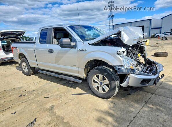 1FTEX1EP8HFA06344 2017 FORD F150 Silver Delantero derecho
