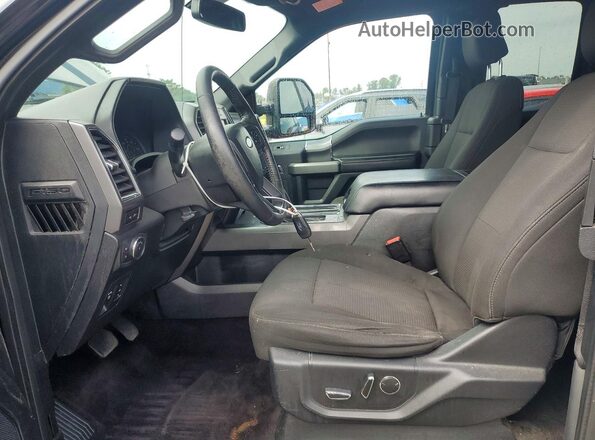 1FTEX1EP8HFB40643 2017 FORD F150 Black Widok wnętrza z przodu