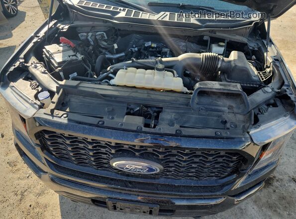 1FTEX1EP8PKE49387 2023 FORD F150 Black Вид задньої частини салону
