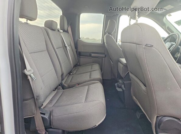 1FTEX1EP9JKC95005 2018 FORD F150 White უკანა სავარძლების ხედი