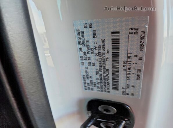 1FTEX2KP6RKF53826 2024 FORD F150 White Vista del compartimento del motor