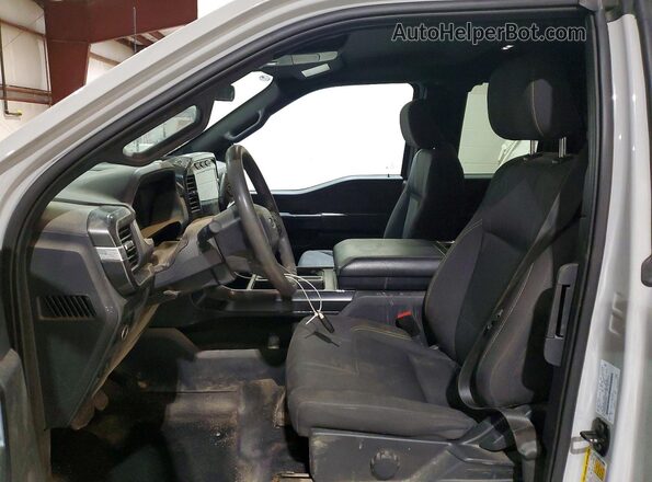 1FTEX2LP2RKE87953 2024 FORD F150 Gray Вид салону спереду