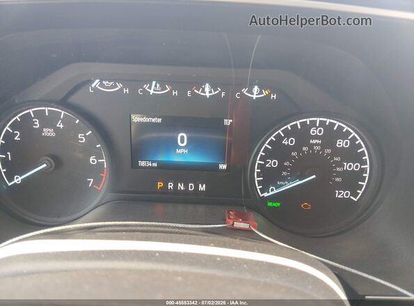 1FTFW1CD4PFA24712 2023 FORD F150 White Widok tylnych siedzeń