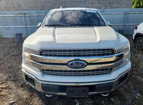 1FTFW1E16JFD78287 2018 FORD F150 White Widok z przodu