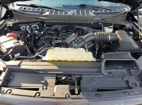 1FTFW1E50NFC10430 2022 FORD F150 Gray Widok wnętrza z tyłu