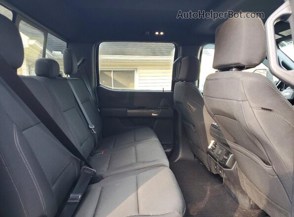 1FTFW1E50NFC10430 2022 FORD F150 Gray Widok tylnych siedzeń