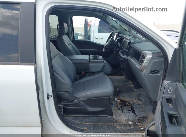 1FTFW1E52PFB24393 2023 FORD F150 Белый Вид салона спереди