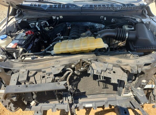 1FTFW1E55JFC81889 2018 FORD F150 White უკანა სალონის ხედი