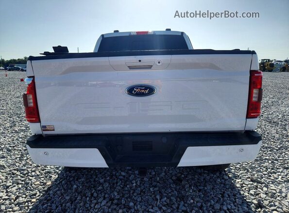 1FTFW1E55NFA20221 2022 FORD F150 White Widok z tyłu