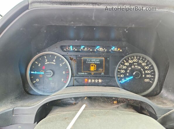 1FTFW1E56JFE28558 2018 FORD F150 Burgundy Widok tylnych siedzeń