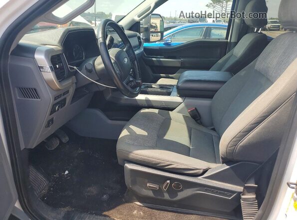 1FTFW1E84MFB77313 2021 FORD F150 Белый Вид салона спереди