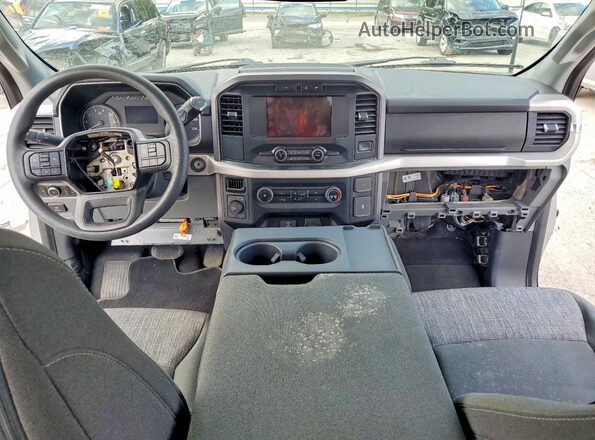 1FTFW1E84PFB09565 2023 FORD F150 Silver წინა პანელის ხედი