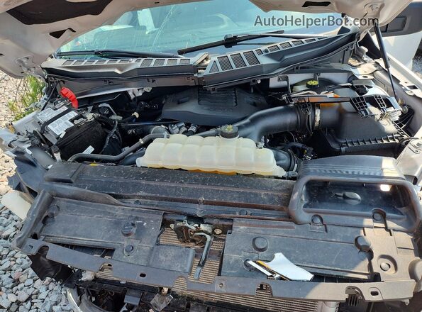 1FTFW1E84PFC67467 2023 FORD F150 White Vista interior trasera